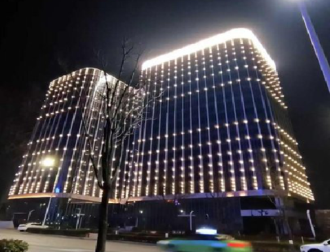 布拖亮化工程安装注意事项。